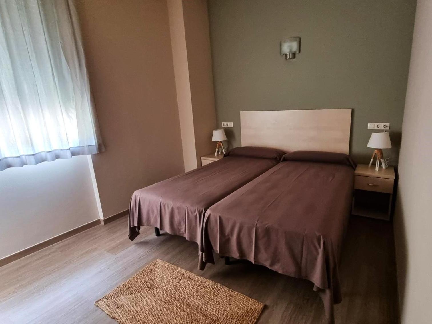 Residencia Universitaria Resa Damia Bonet Valencia Bagian luar foto