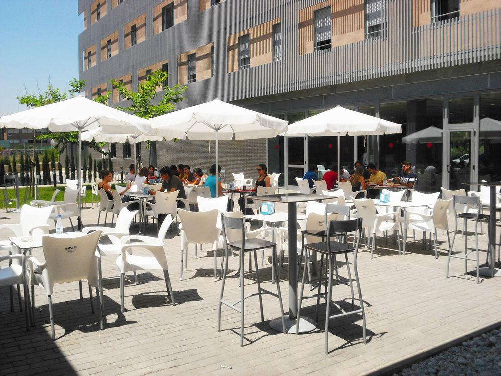 Residencia Universitaria Resa Damia Bonet Valencia Bagian luar foto